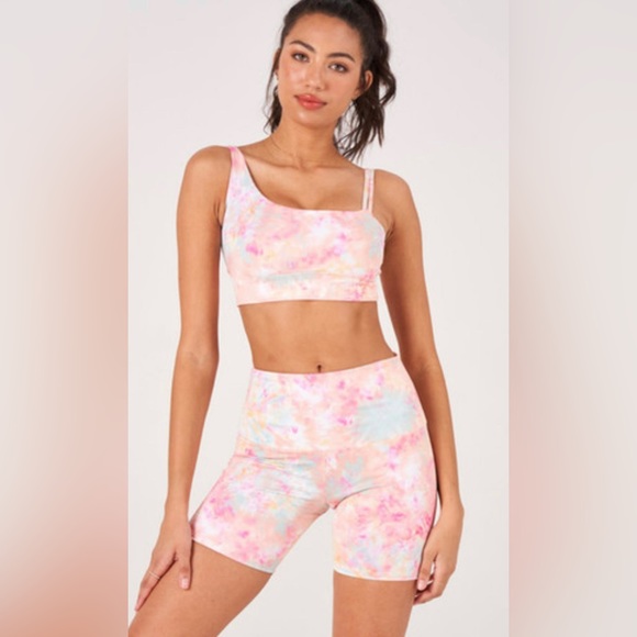Onzie Tops - Onzie Flow Ride Bra in Rosé All Day